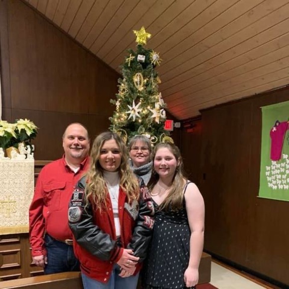 Meet your Posher, Robin - Picture 1 of 1